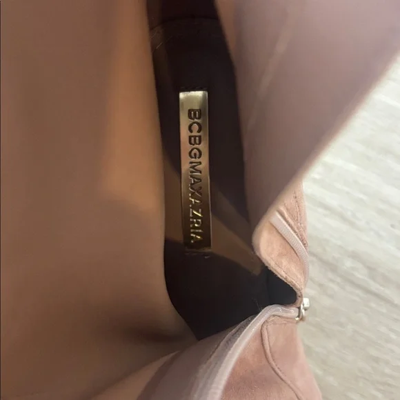NWOT BCBGMaxAzria Light Pink Suede High Heels - Picture 9 of 11